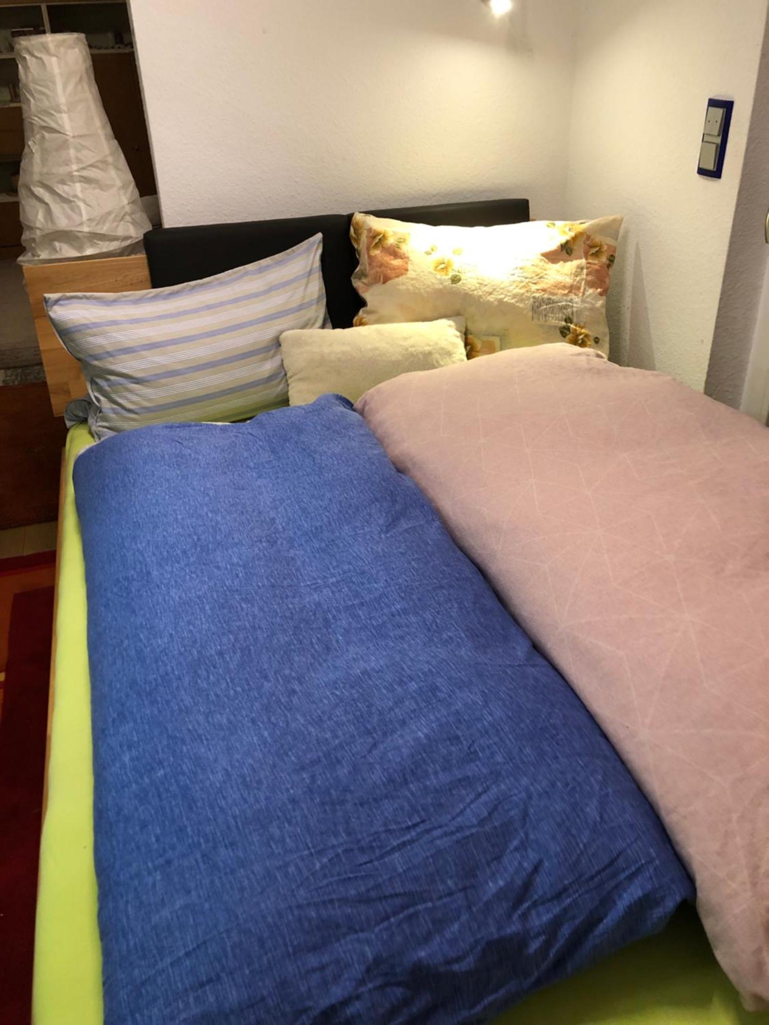 Aussichtszimmer Mit Modernem Glasbad Und Balkon โคเบลนซ์ ภายนอก รูปภาพ